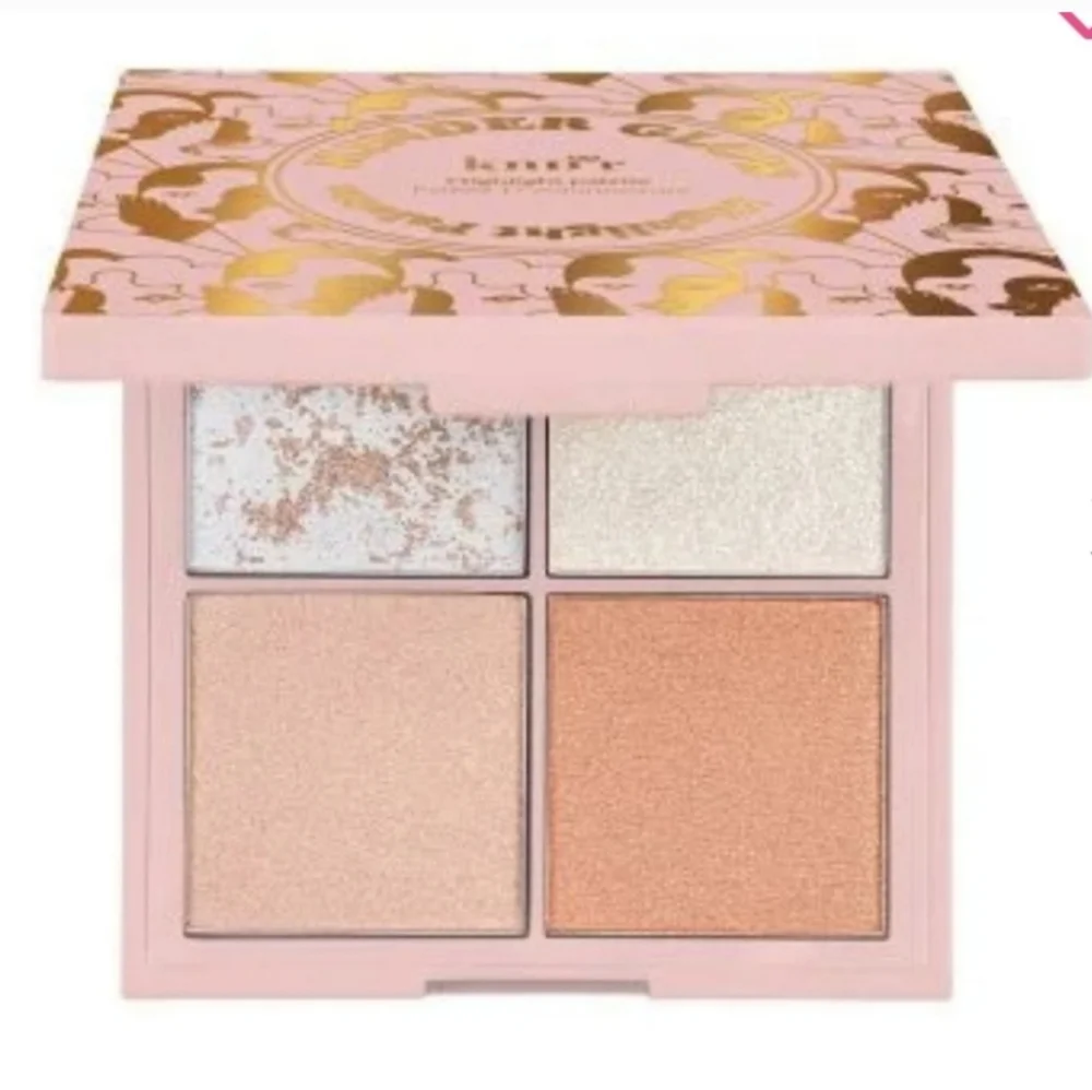 🆕️KNDR Beauty Kinder Glow Highlight Palette